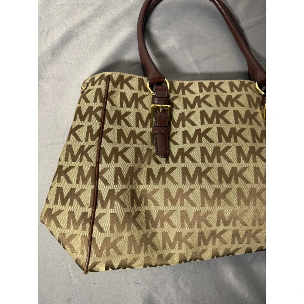 Michael Kors Monogram Jacquard Tote Bag Brown Beige Leather Trim Gold Hardware - Picture 2 of 12